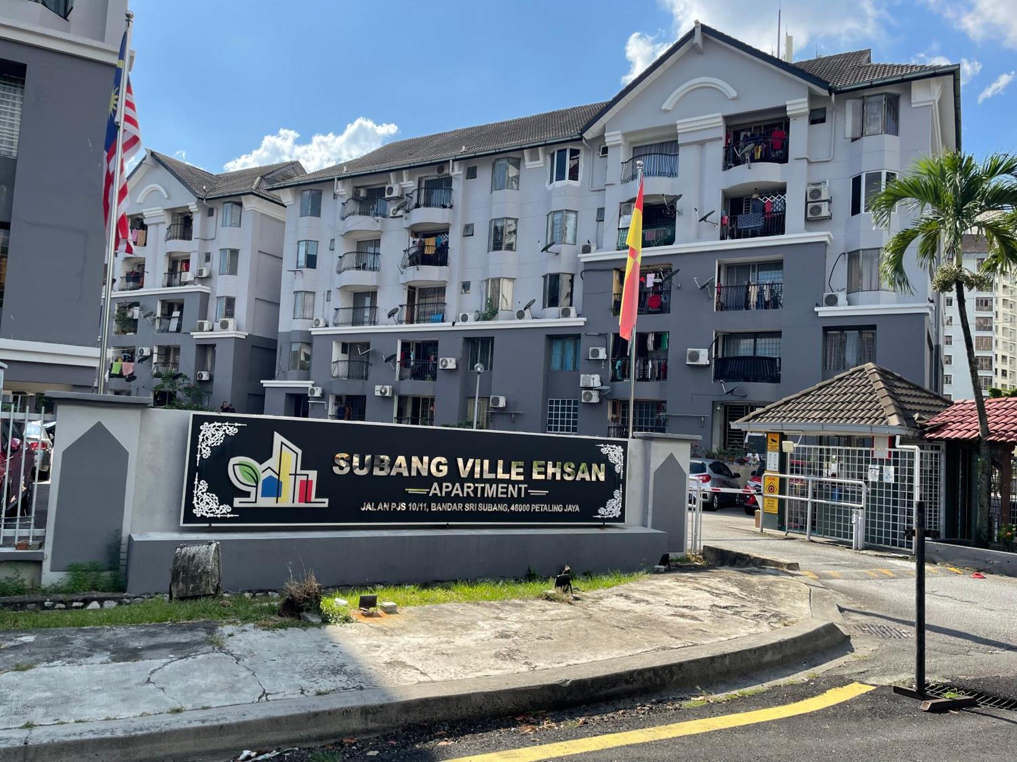 Subang Ville Ehsan Apartment Kampong Baharu Sungai Way المظهر الخارجي الصورة